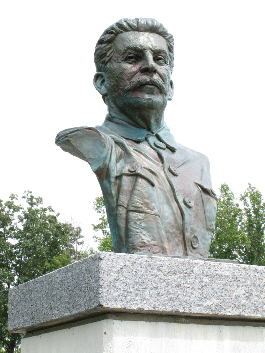 Bedford, VA, Stalin Bust
