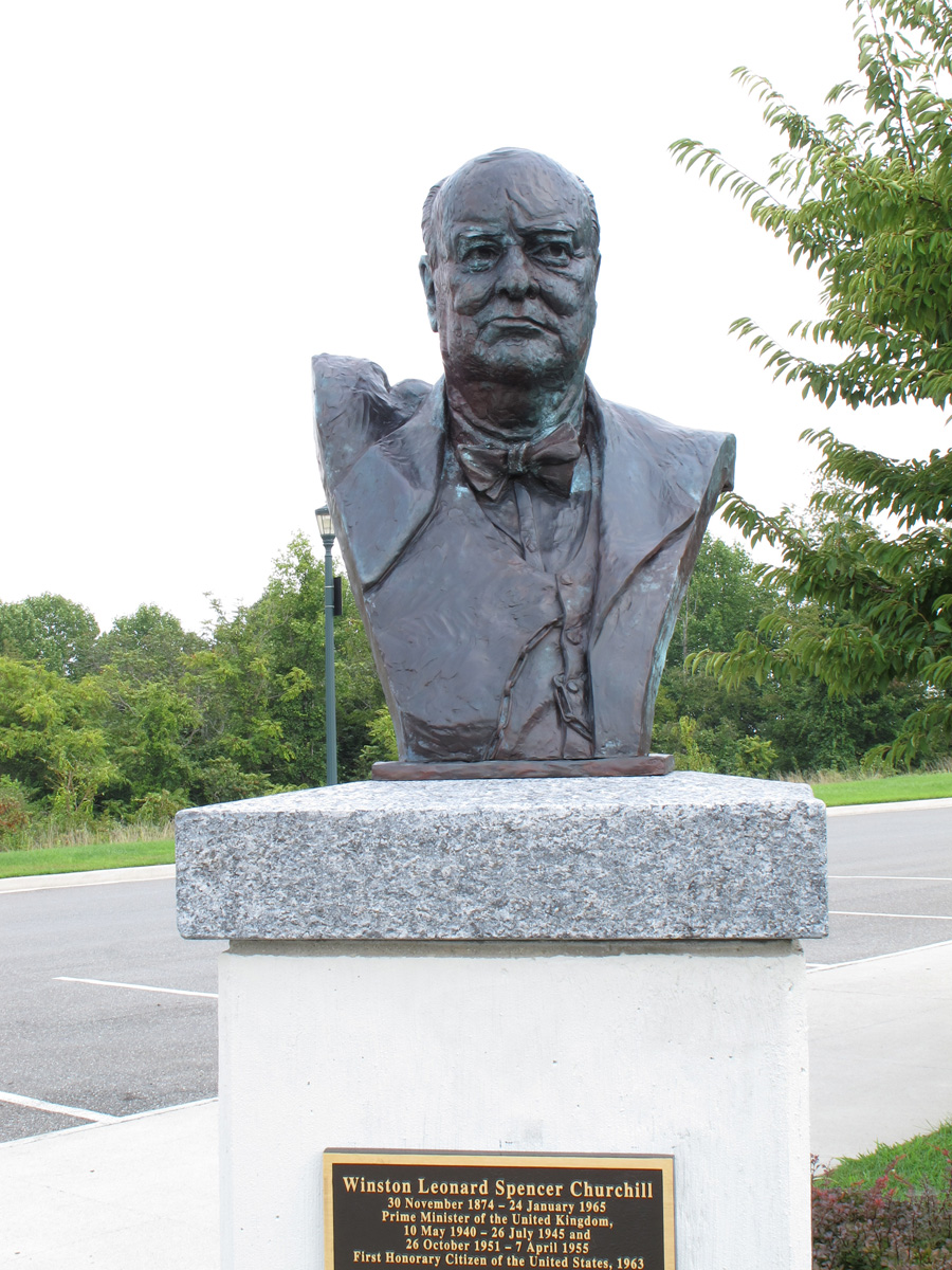 Bedford, VA, Churchill