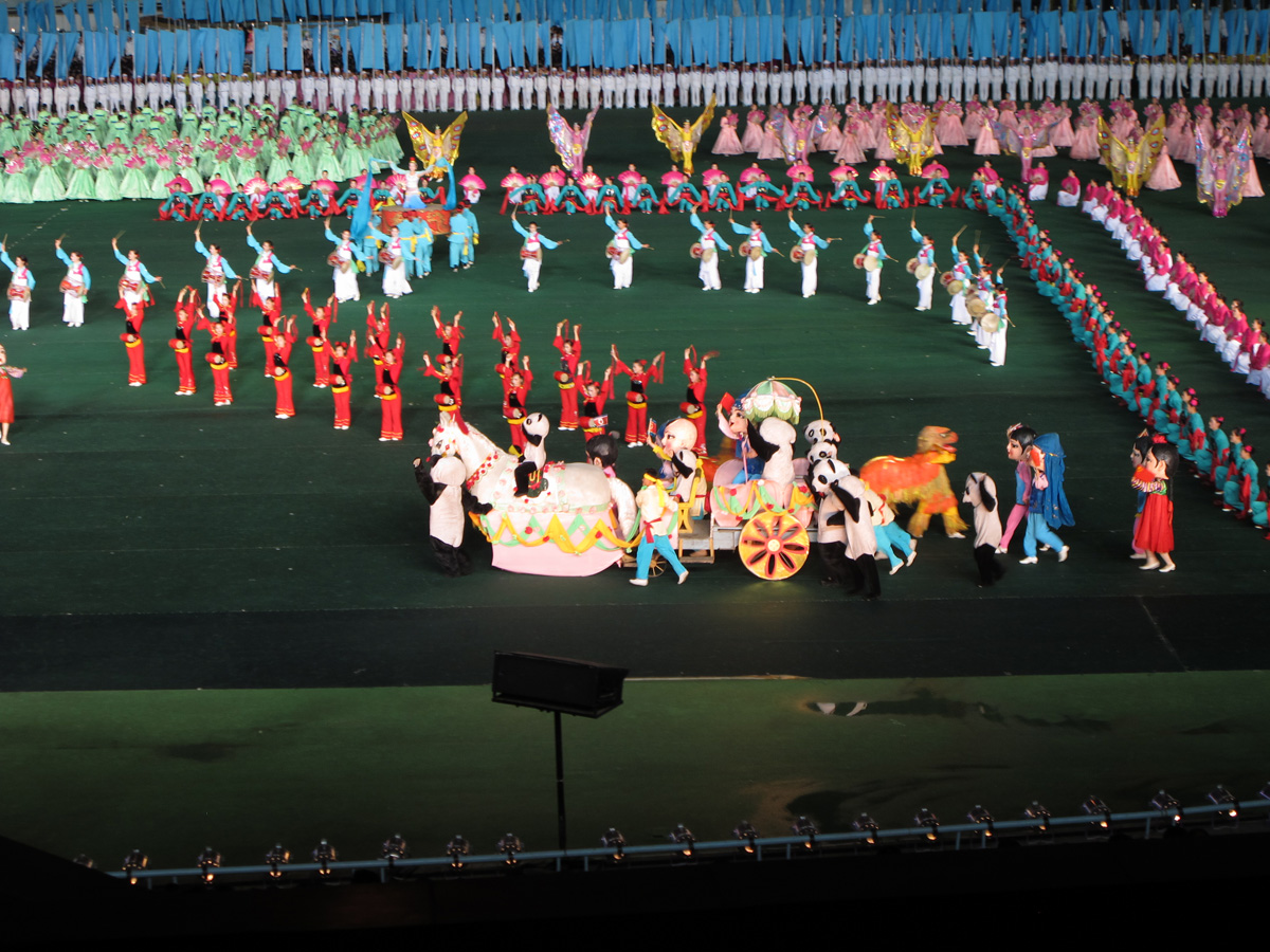 North Korea - Mass Games, Chinese-Korean Friendship