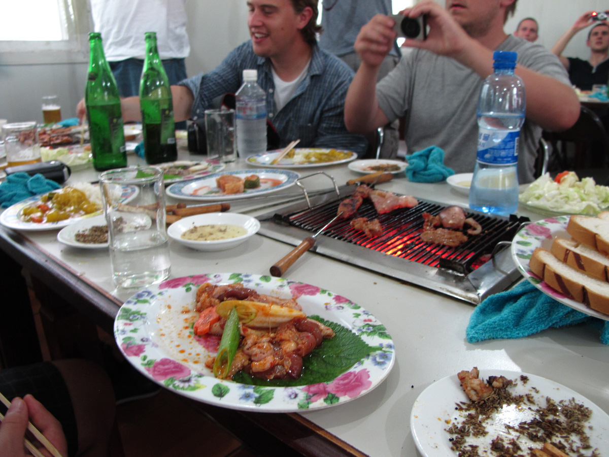 Pyongyang, BBQ Lunch