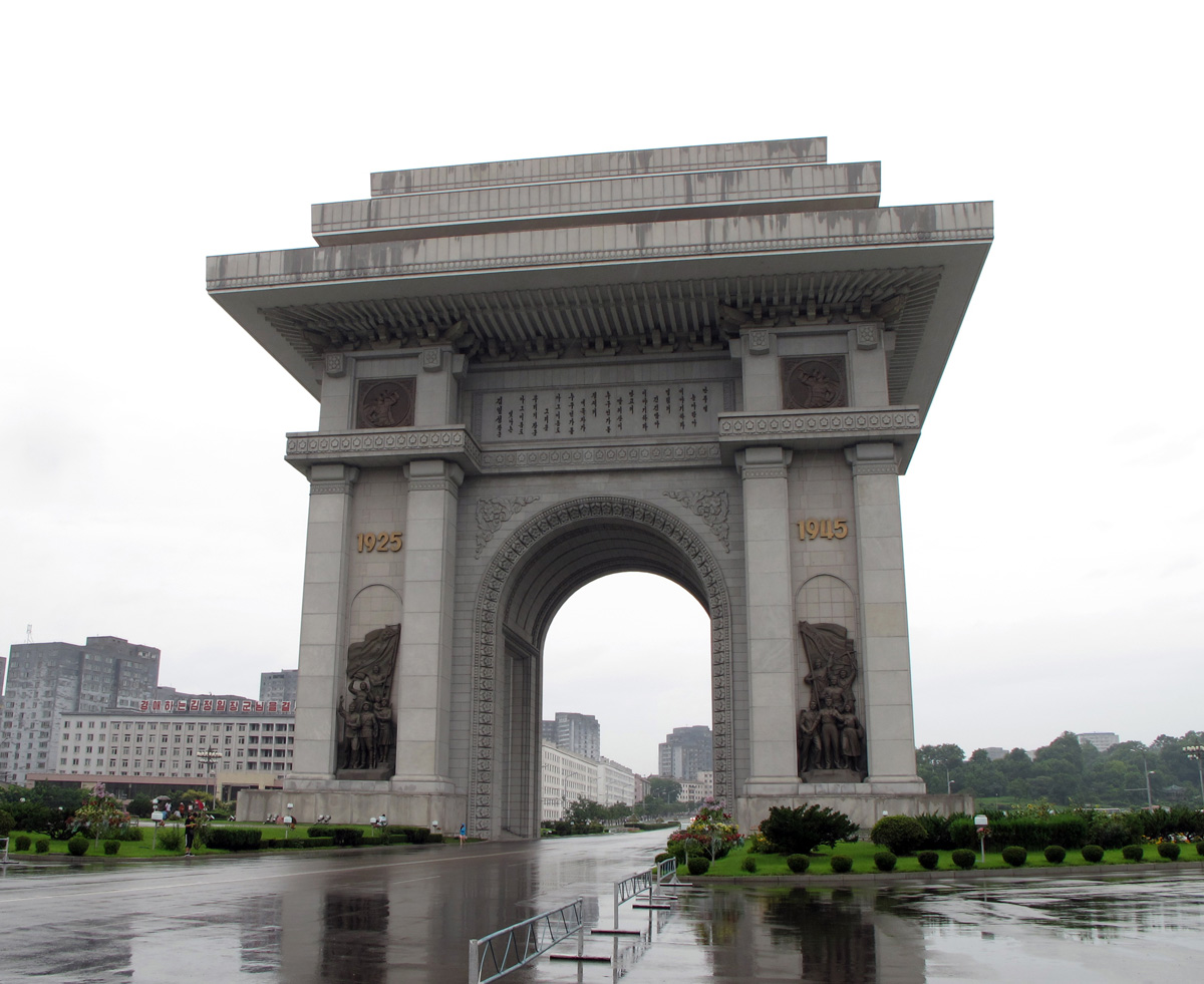 Pyongyang, Arch of Triumph �Larger than the one in Paris�