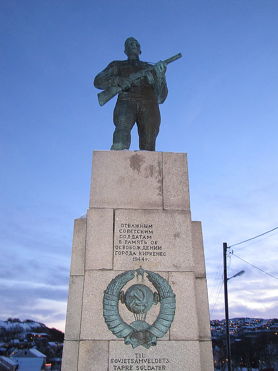 Kirkenes, Soviet Soldier memorial