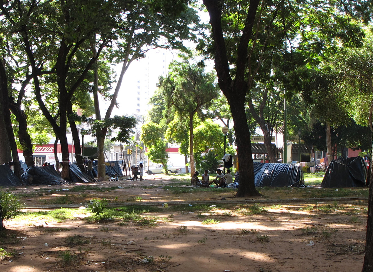 Asuncion, Homeless (?) camp in Plaza Urugua