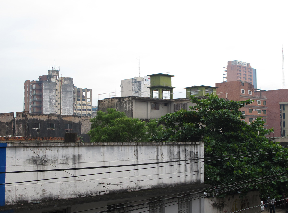 Asuncion, Aging buildings.