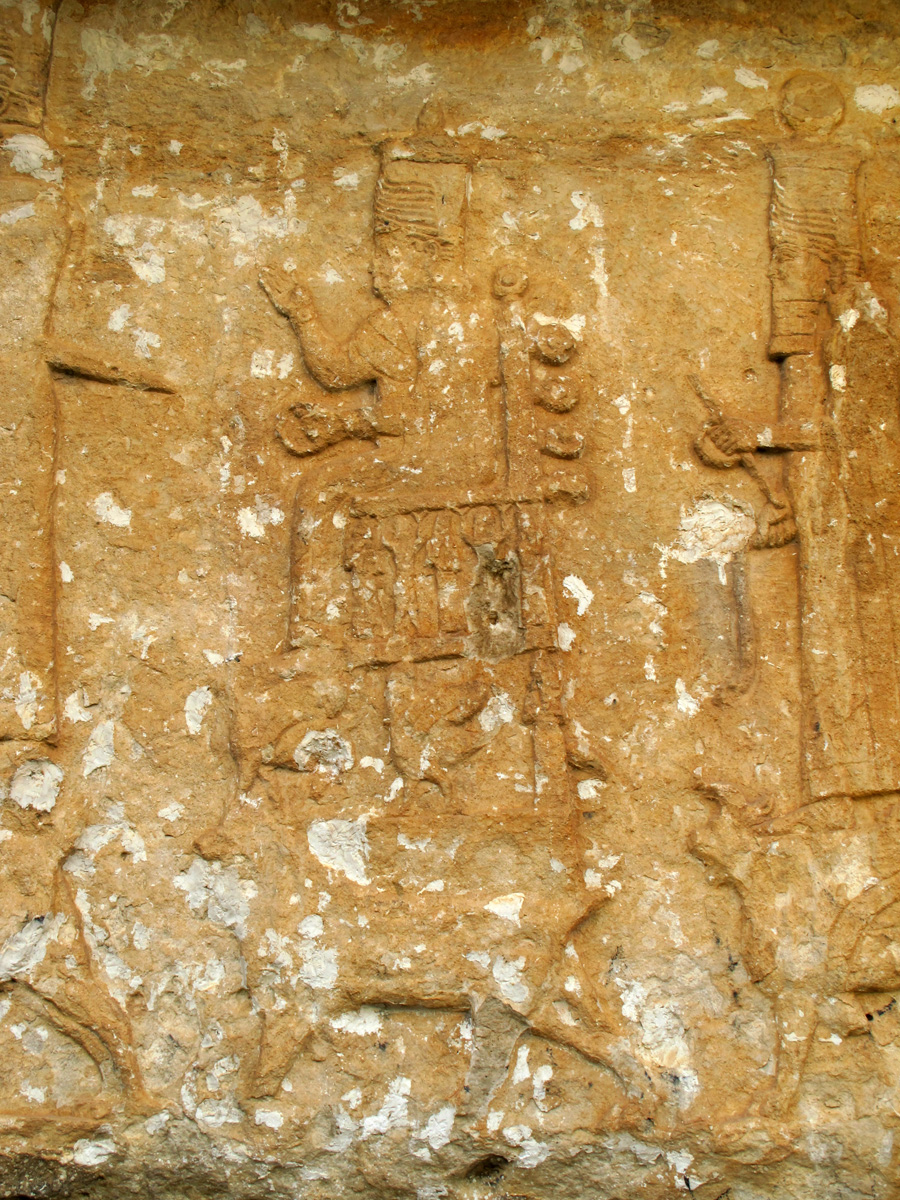 Hilamta, King on throne