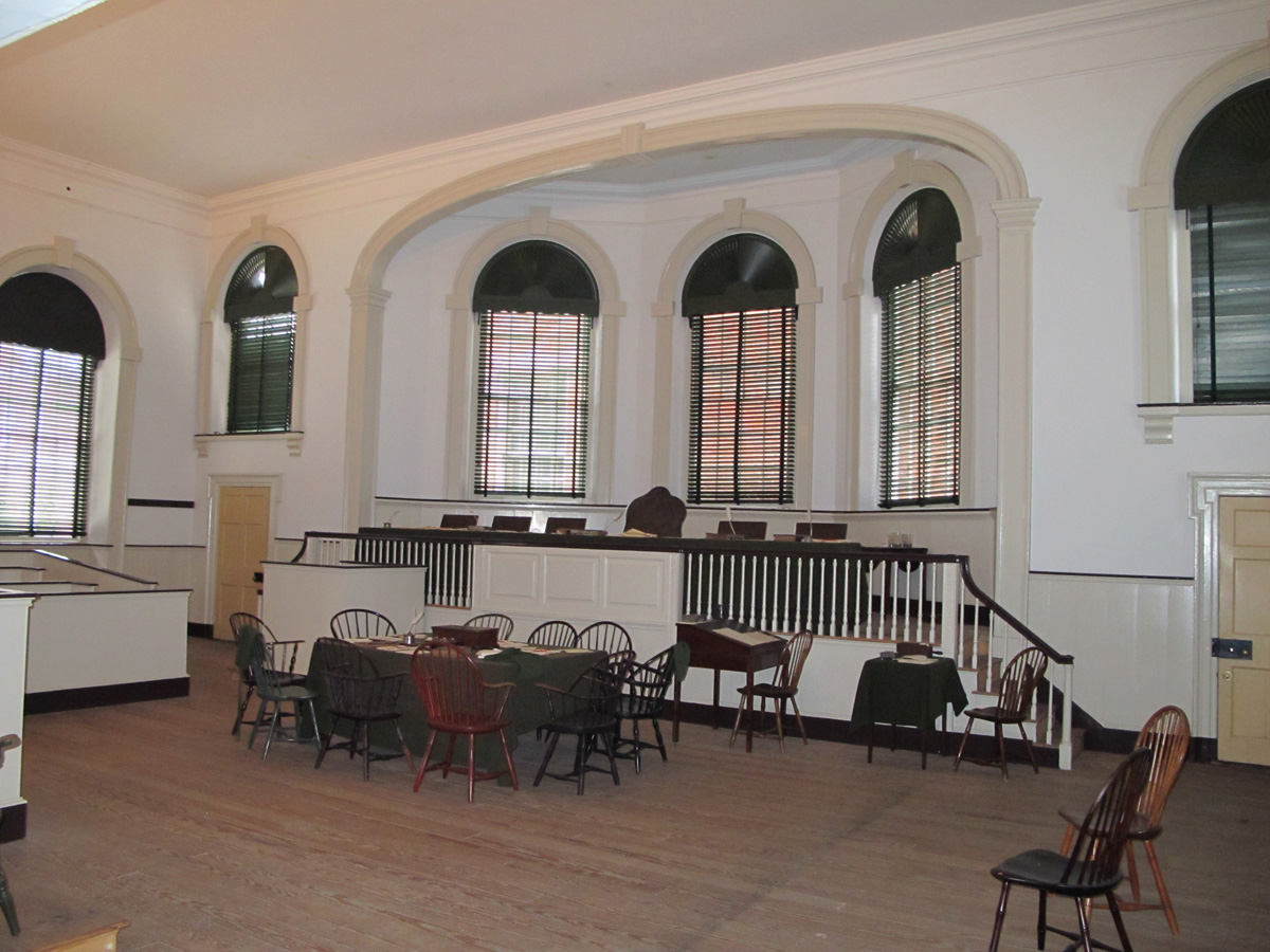 Philadelphia, Old City Hall interior