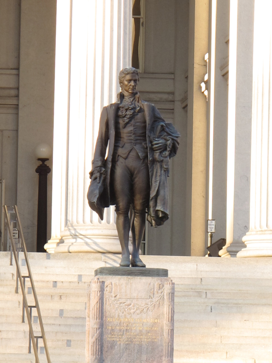 Washington DC, Alexander Hamilton Statue Outside US Treasury