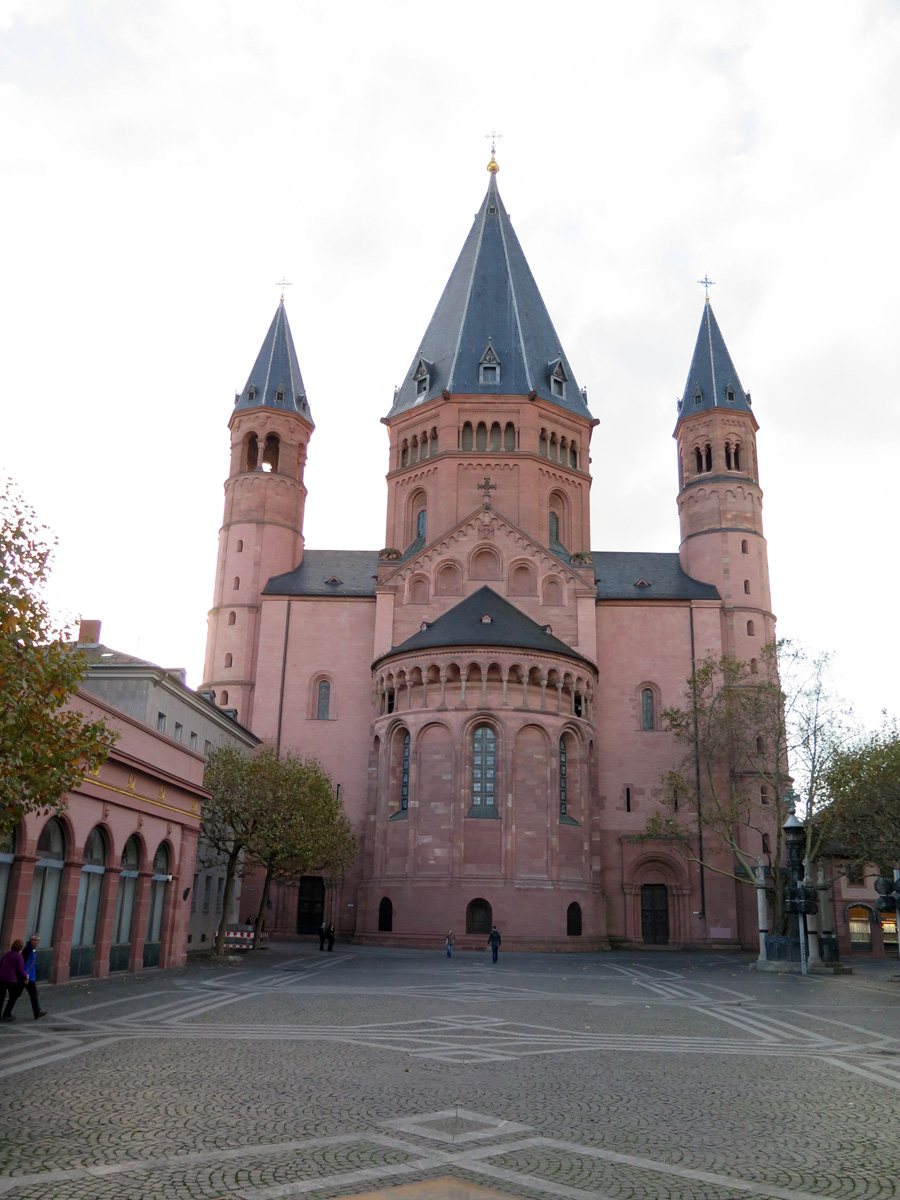 Mainz, Main Cathedral (Wednesday).