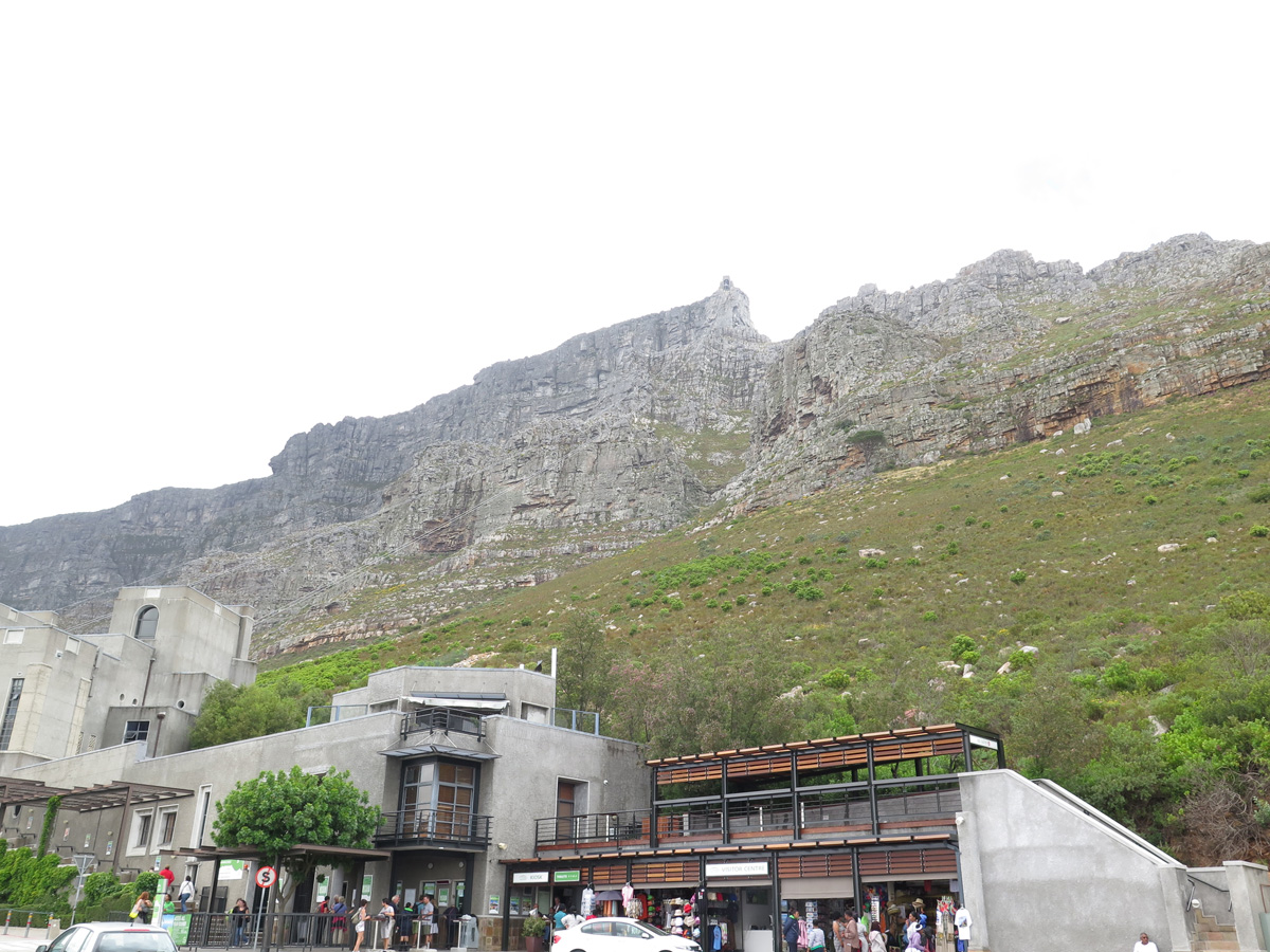 Cape Town, Table Mountain, up close.
