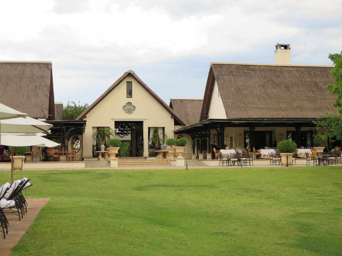 Victoria Falls, Royal Livingstone Hotel