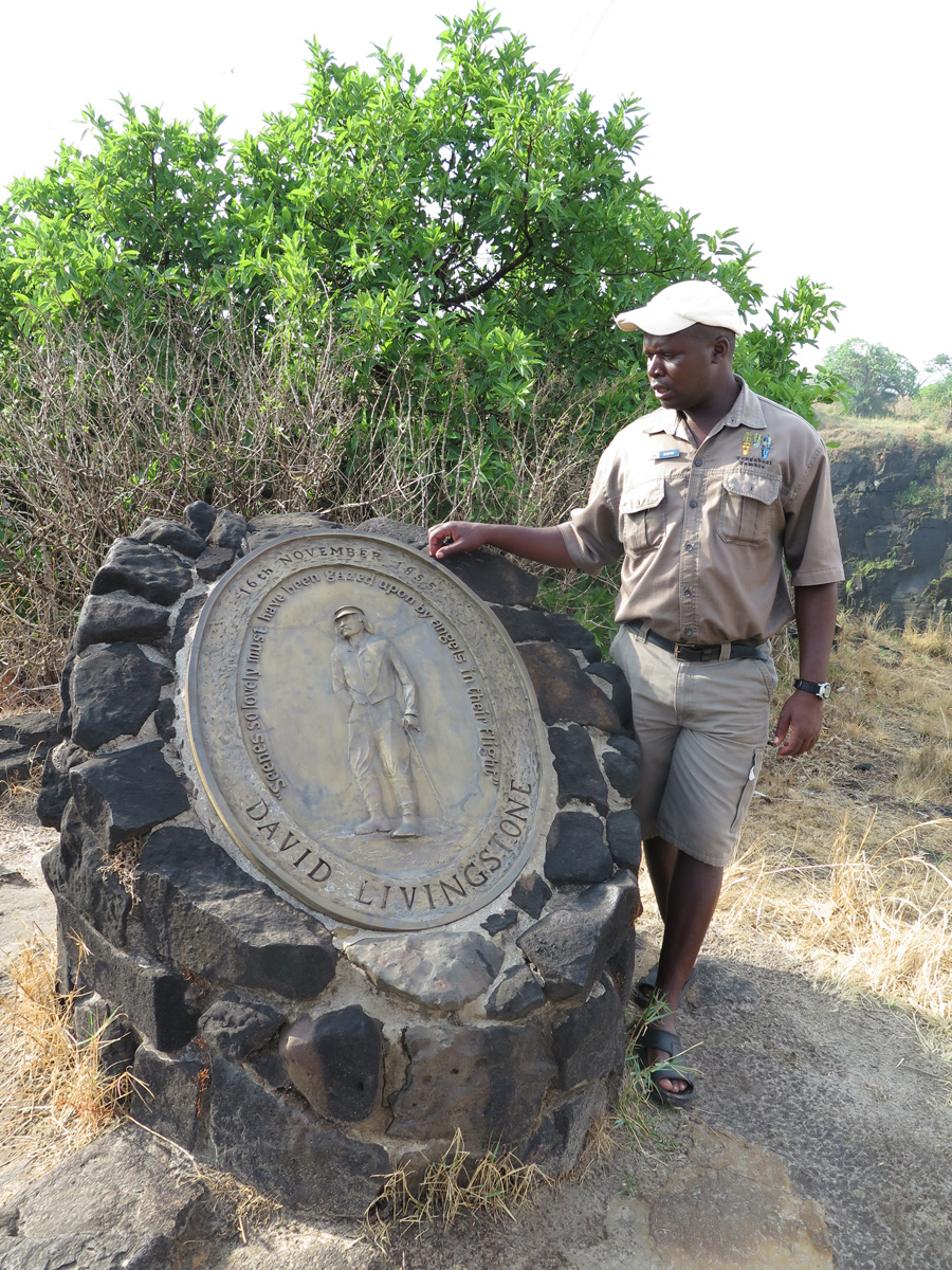 Livingstone Island, Guide + Livingstone marker