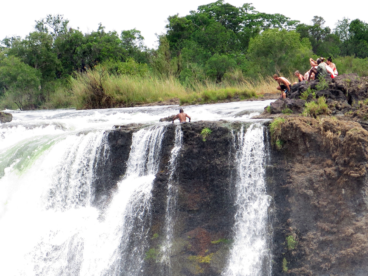 Victoria Falls, Intrepid Livingstone Island swimmers