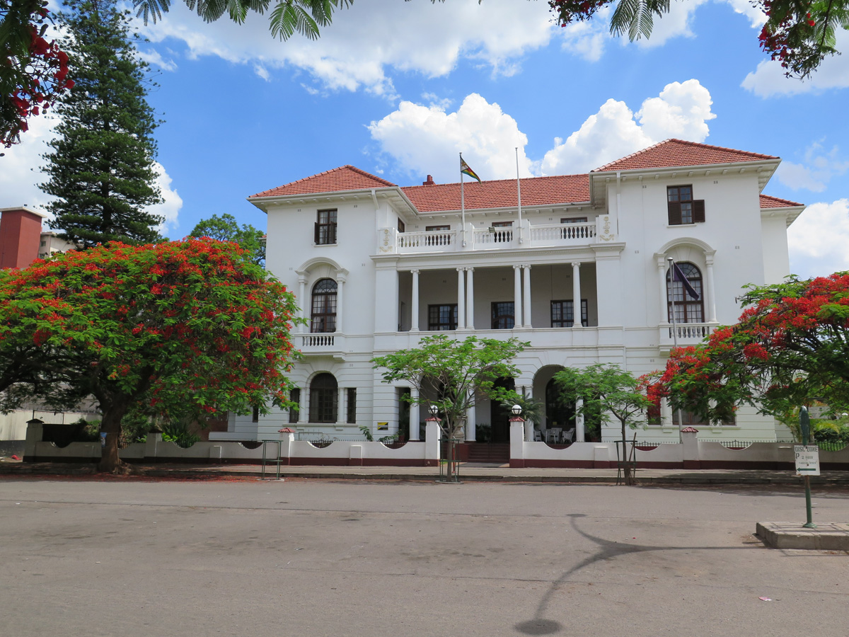 Bulawayo, Bulawayo Club