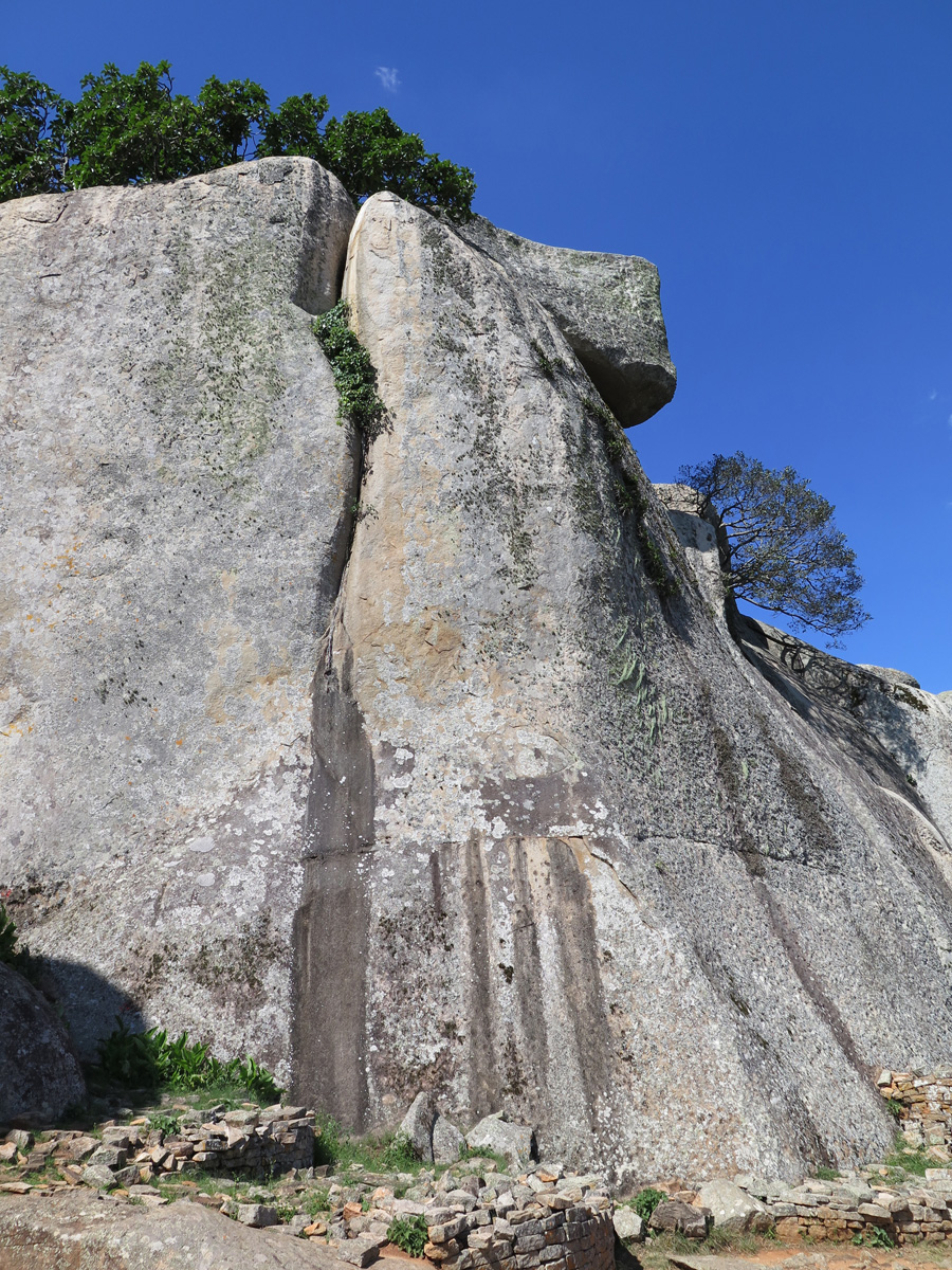 Hilltop Complex, Original symbolic rock??