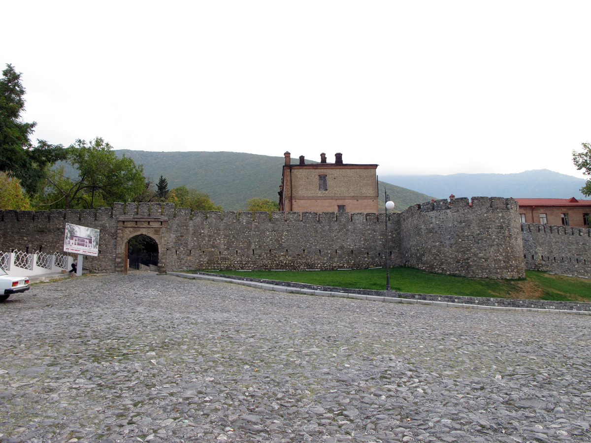 Sheki, Khan