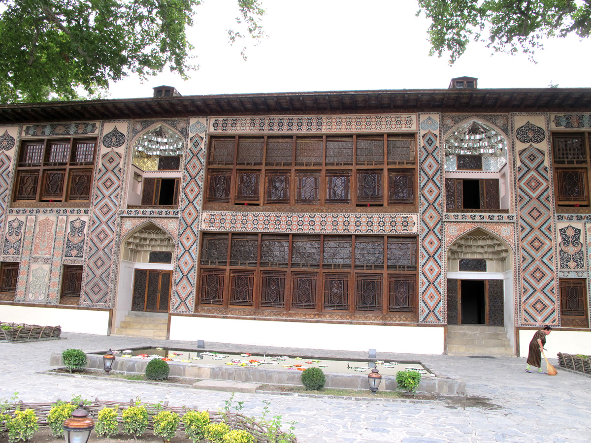 Sheki, Khan