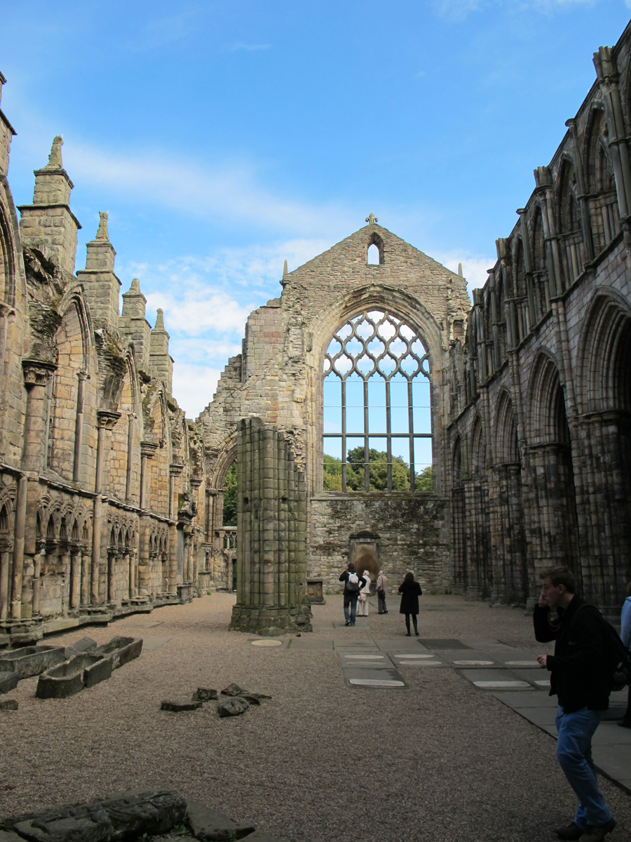 Holyrood Palace, Holyrood Abbey