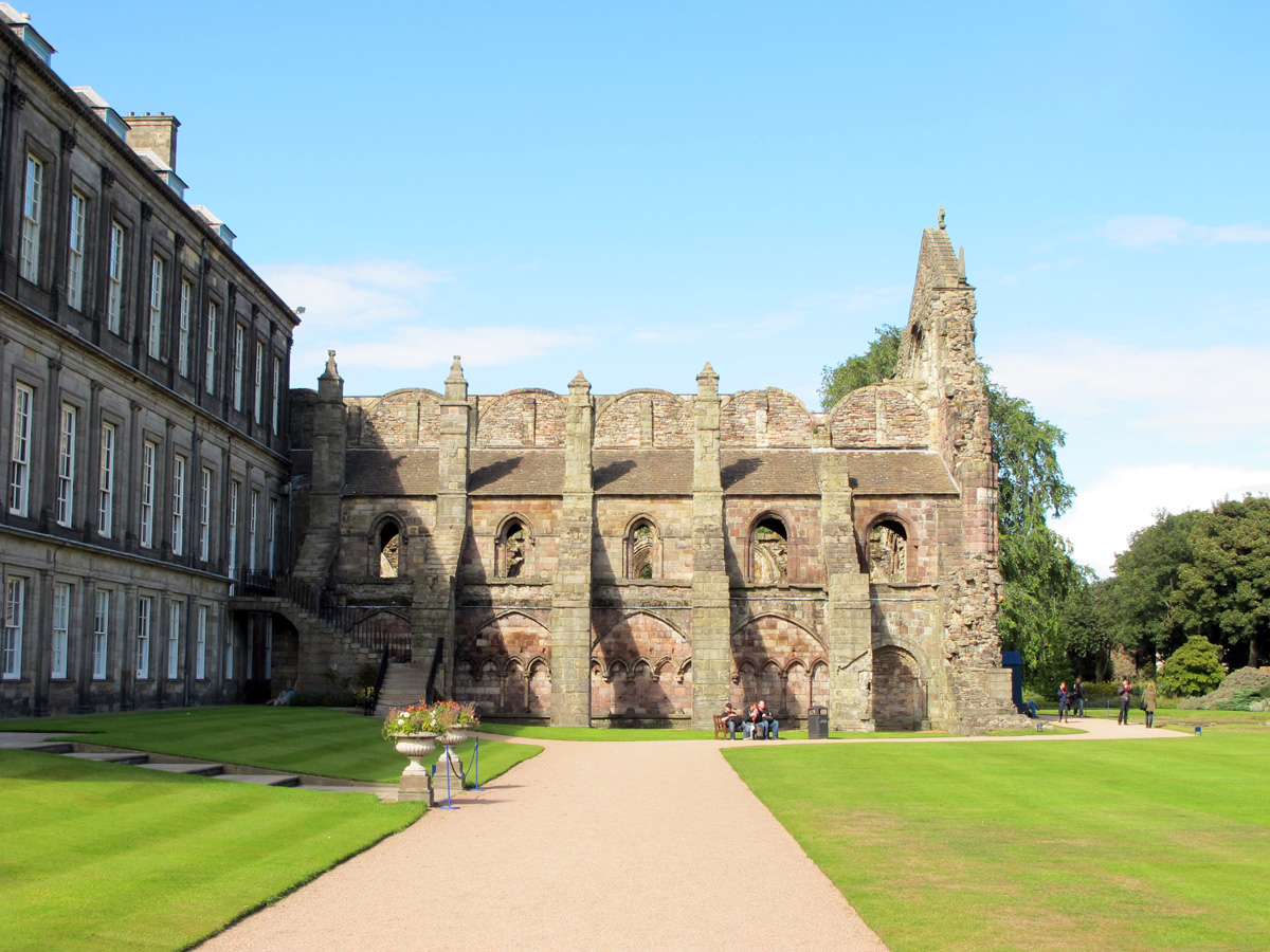 Holyrood Palace, Holyrood Abbey