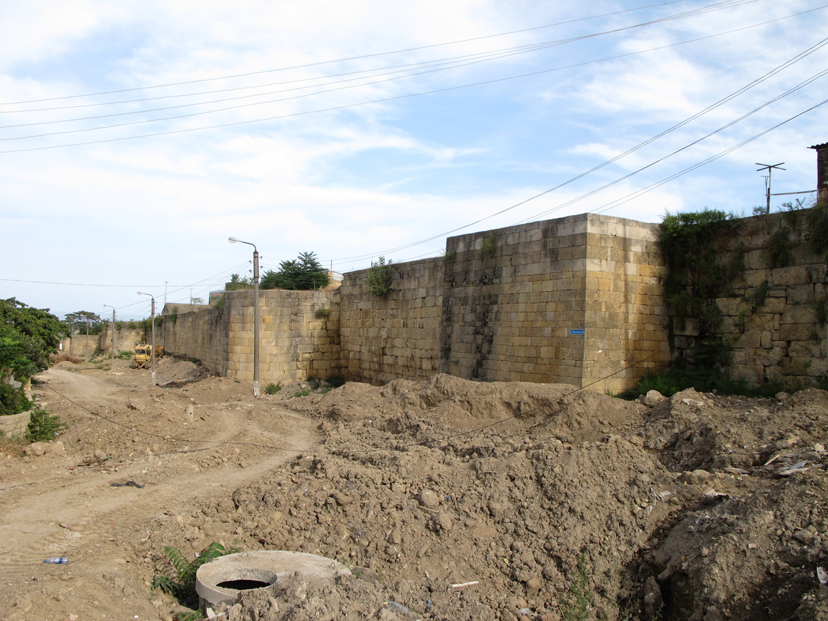 Derbent, City Walls
