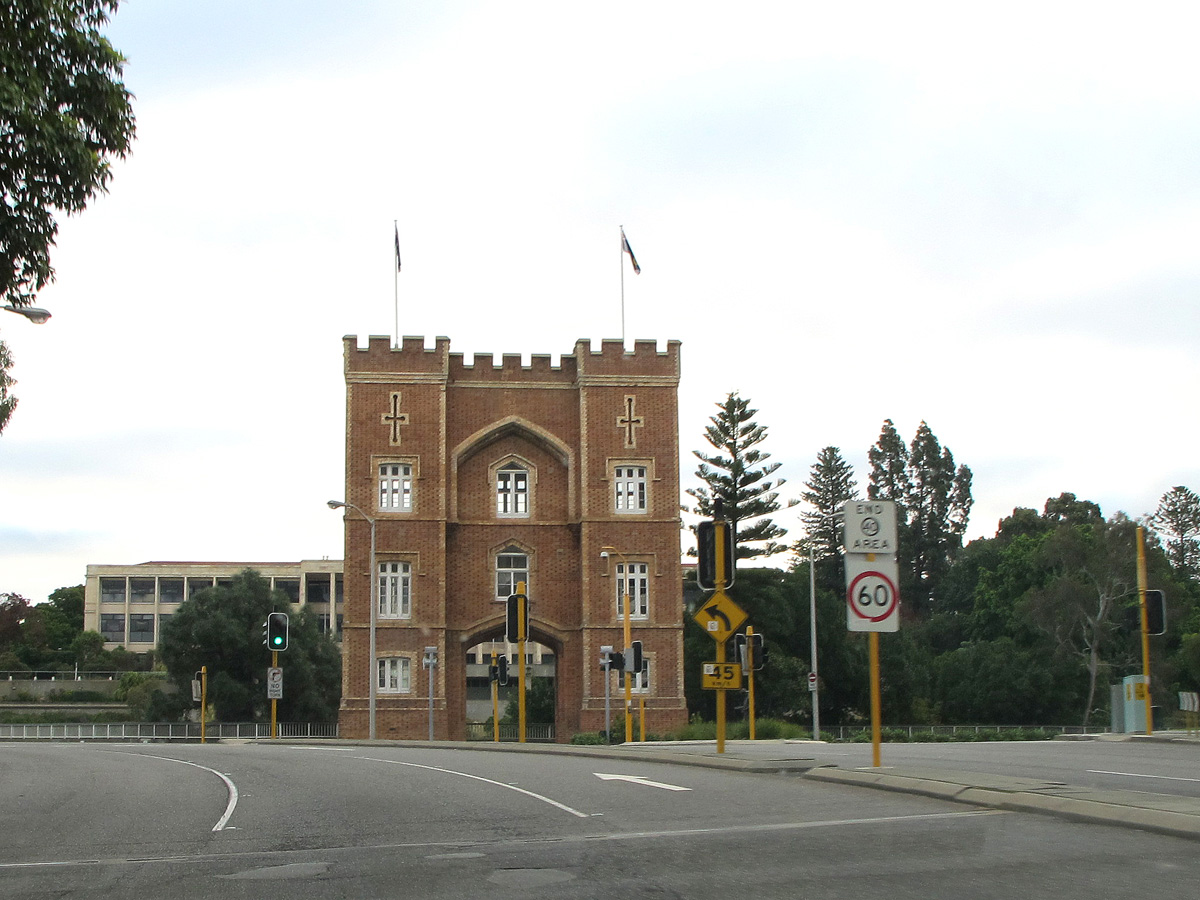 Perth, Barracks Arch