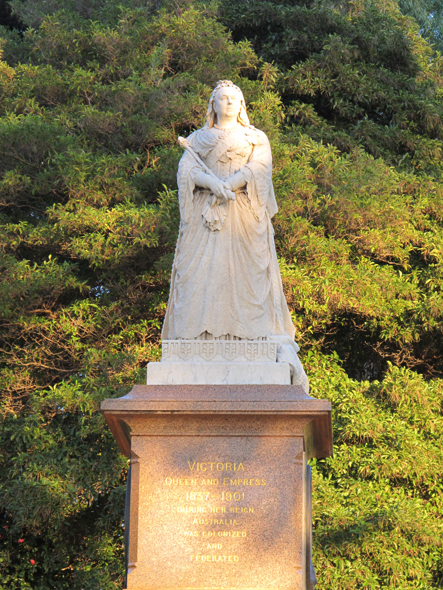 Perth, Victoria, Queen & Empress.  King