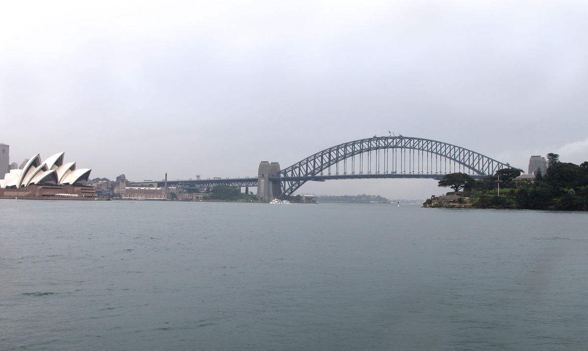 Sydney, Opera House + Harbour Bridge