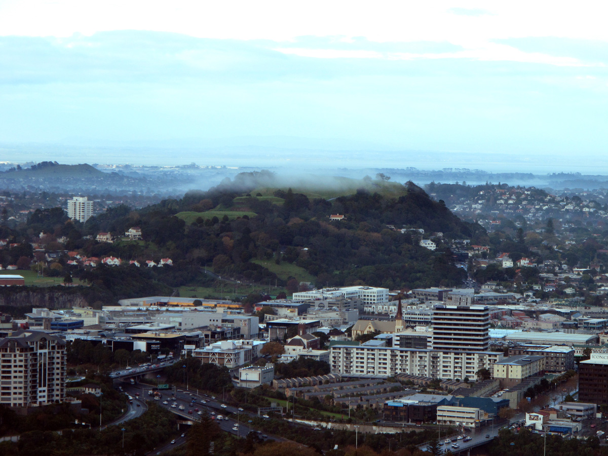Auckland: Sky Tower, Sky Tower: Misty Mount  Eden