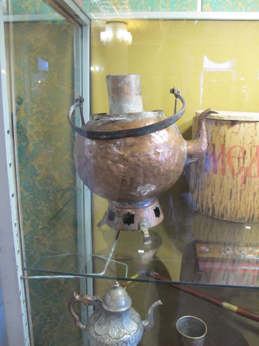 Tula, Samovar Museum: Early samovar.