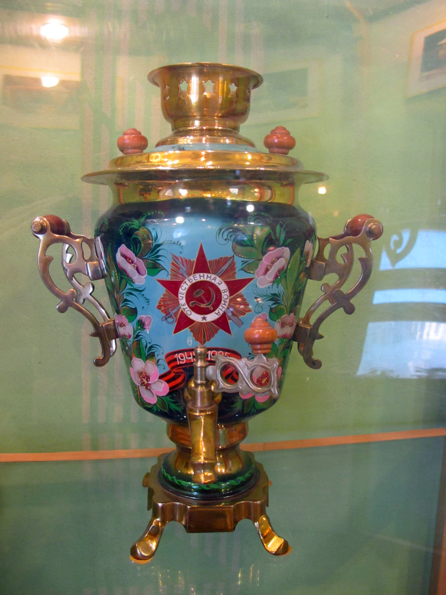 Tula, Samovar Museum: Soviet Samovar!