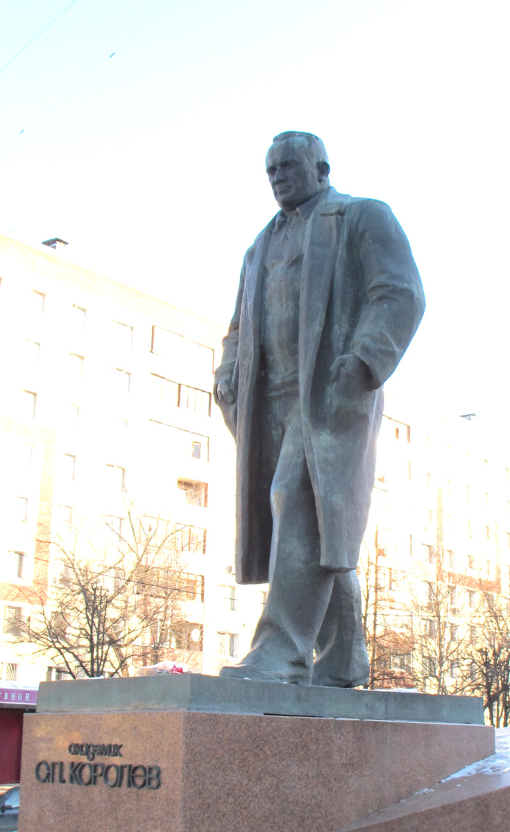 Korolev City, Korolev Statue