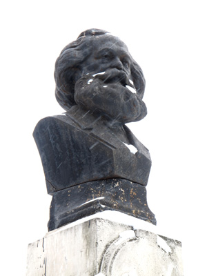 Karl Marx Bust, Tula, Moscow Area 2013