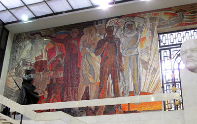 Entrance Mosaic (Left), Moscow: Central Museum of the Armed Forces, Moscow Area 2013