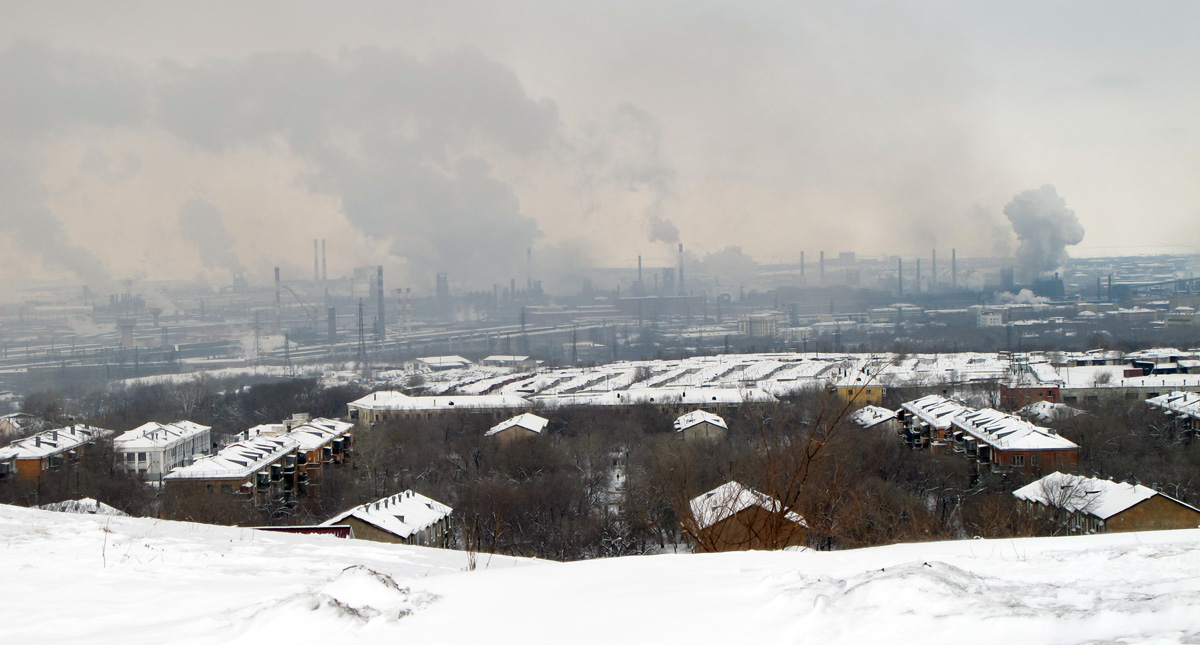 Magnitogorsk: The Mighty Steelworks, Steelworks from vista hill.