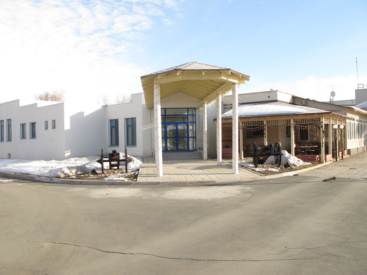 Orsk, Fortecia Steppe Hotel