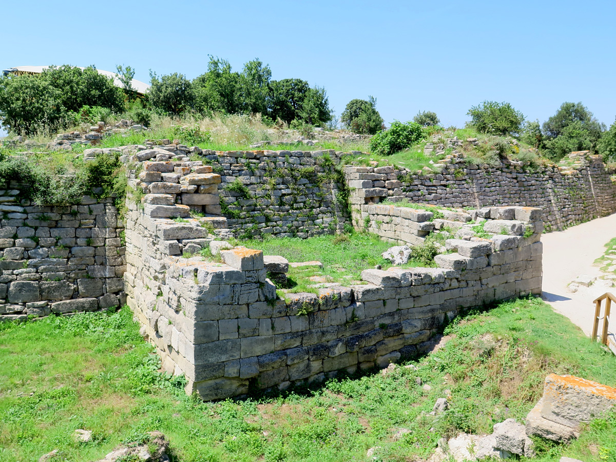 Troy, Troy VII Tower, attached to Troy VI Wall