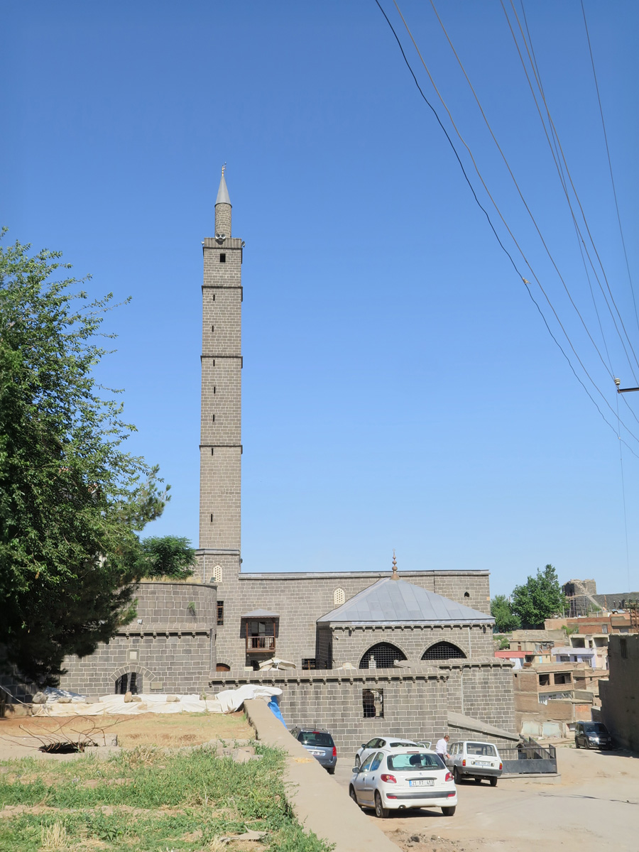 Diyarbakir, Mosque inside fortress