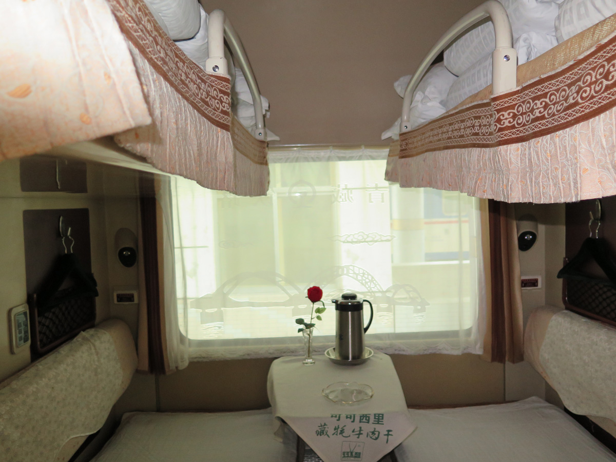 Lanzhou, Train to Tibet