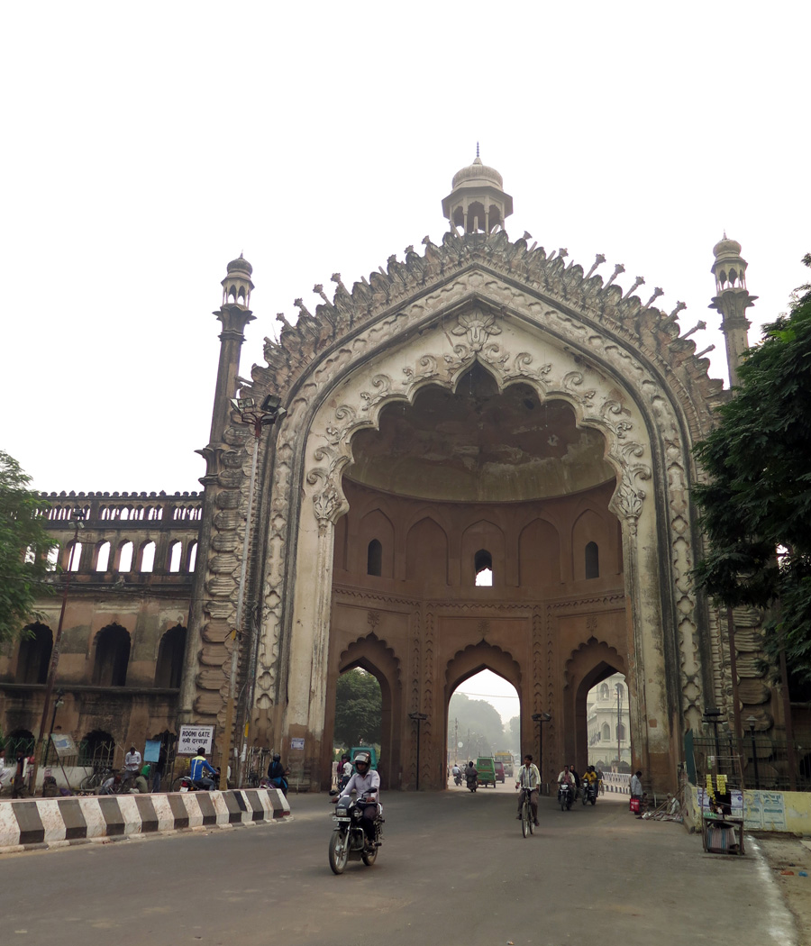 Lucknow, Rumi Darwaza (Byzantine gate)