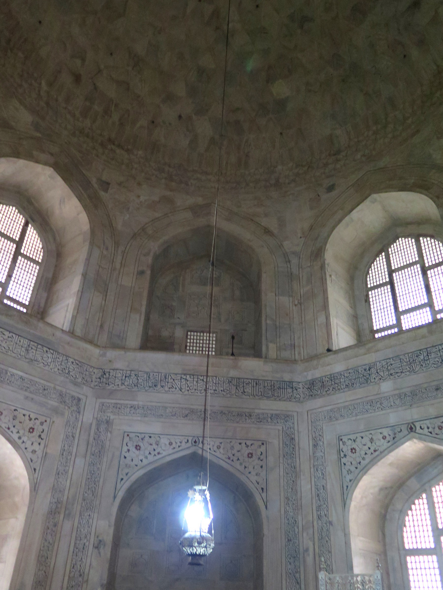 Agra, Taj Mahal: Interior