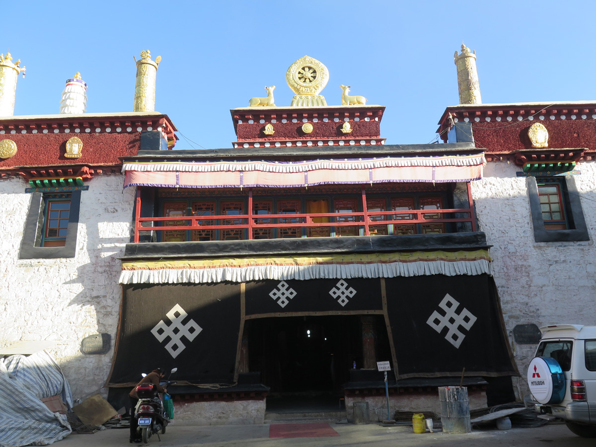 Around Lhasa, Gyume Tratsang Temple