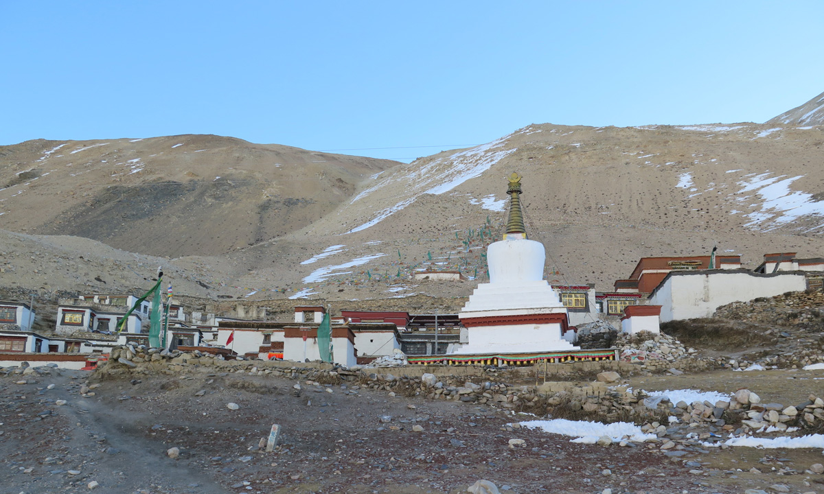 Everest Base Camp, Rongbuk Monastery