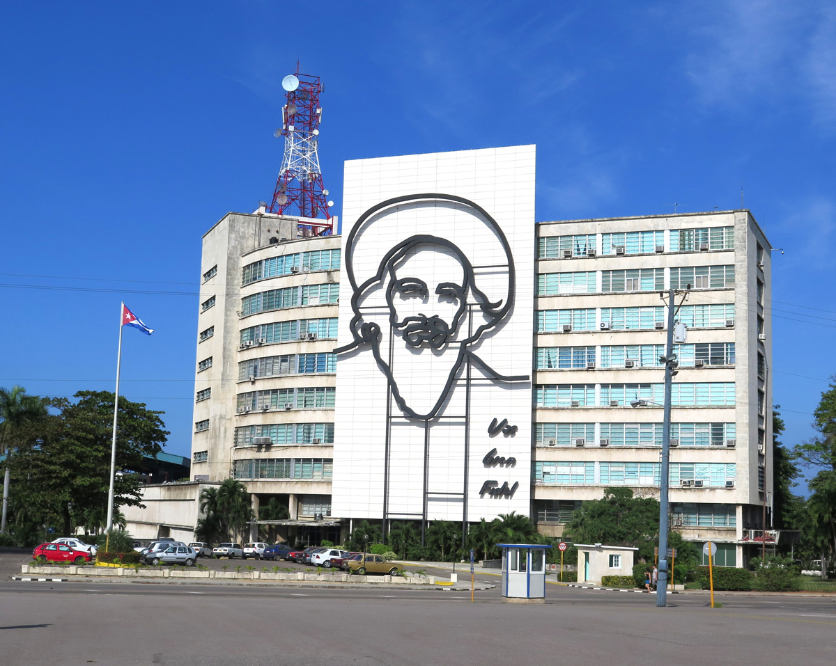 Plaza de la Revolucion, Camilo Cienfuegos mural