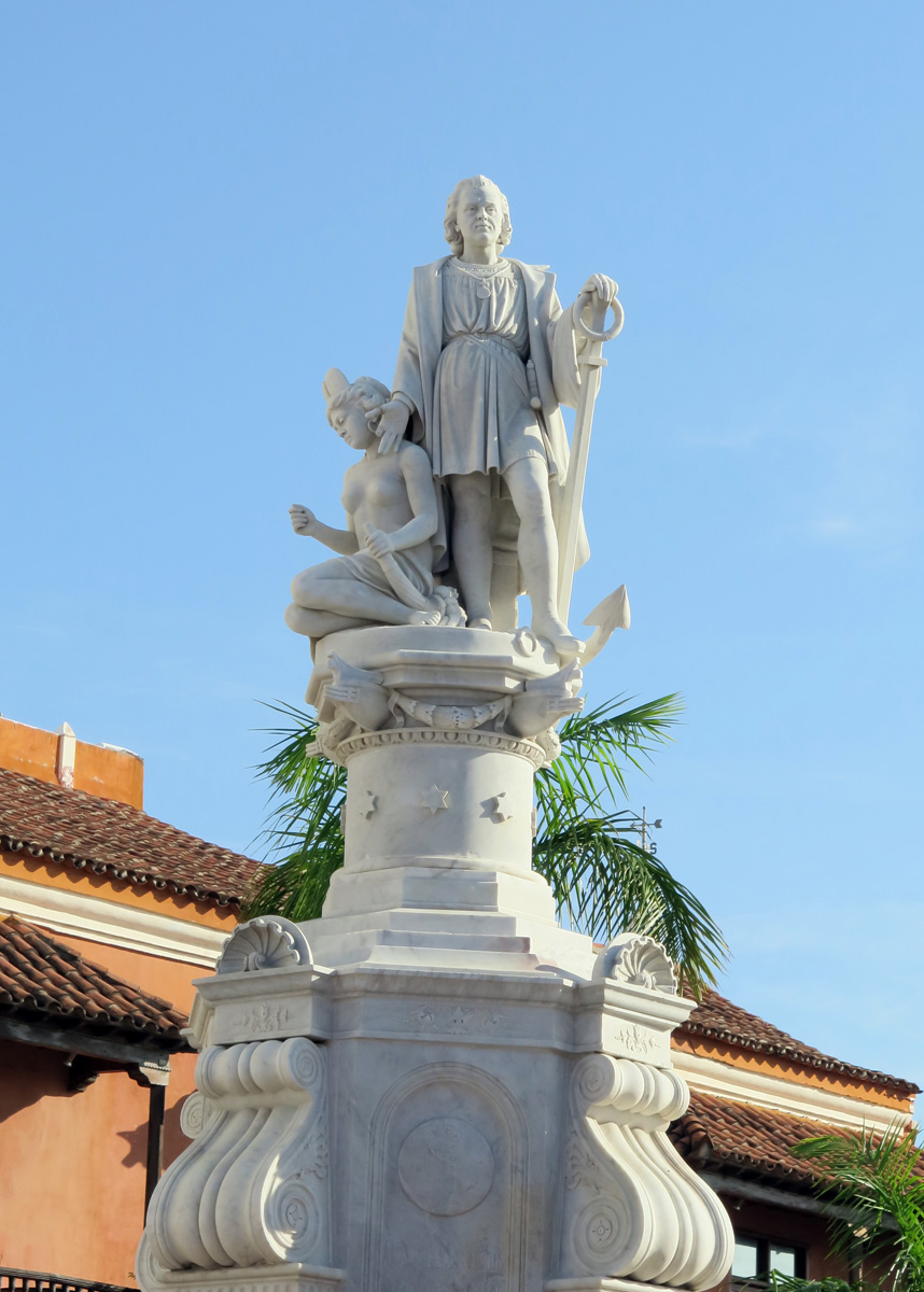 Cartagena, Columbus statue