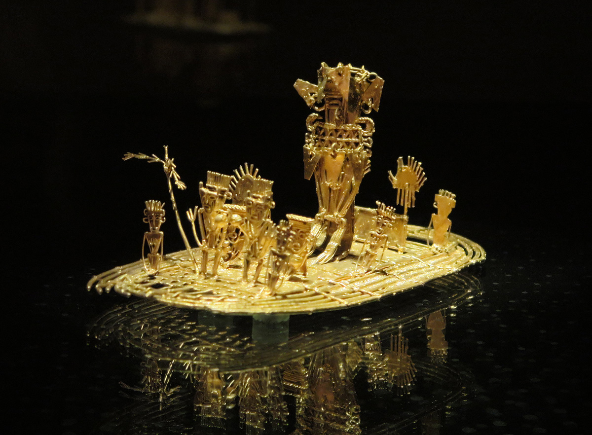 Museo del oro, Gold raft and figures: echoing the El Dorado legend