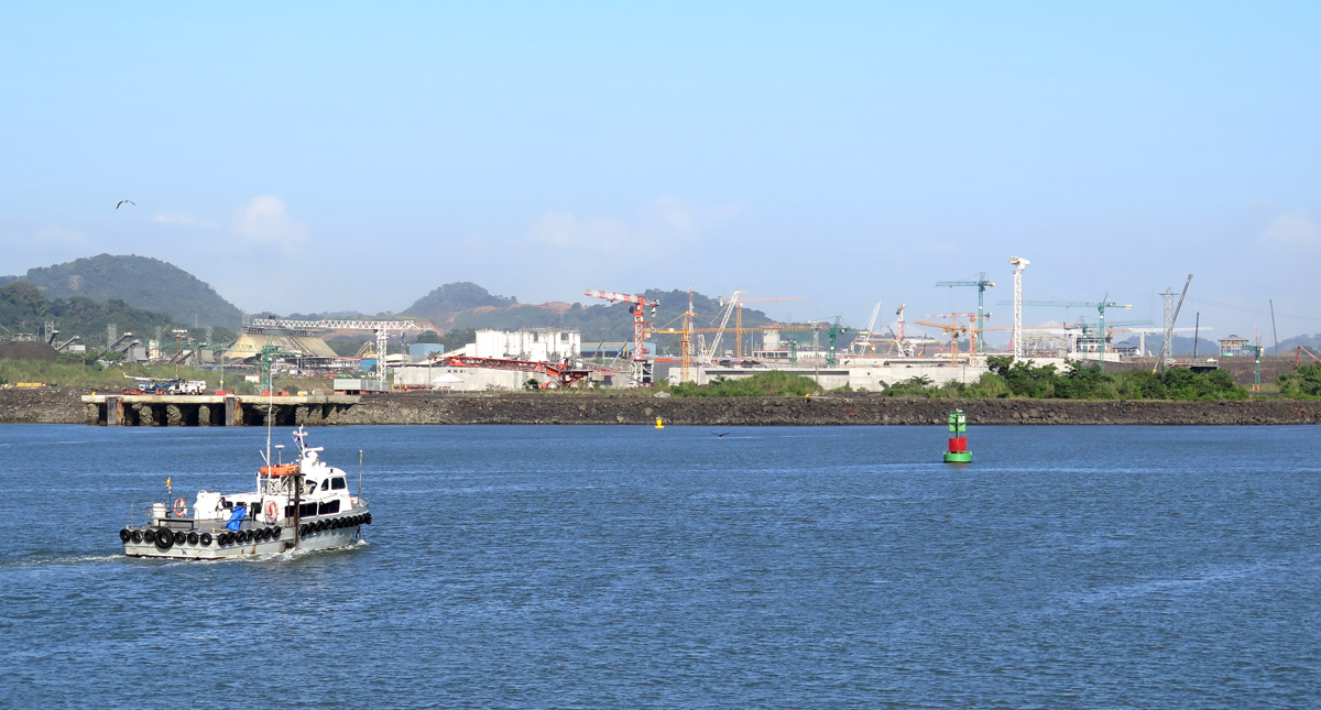 Panama Canal Transit, Construction site of new locks
