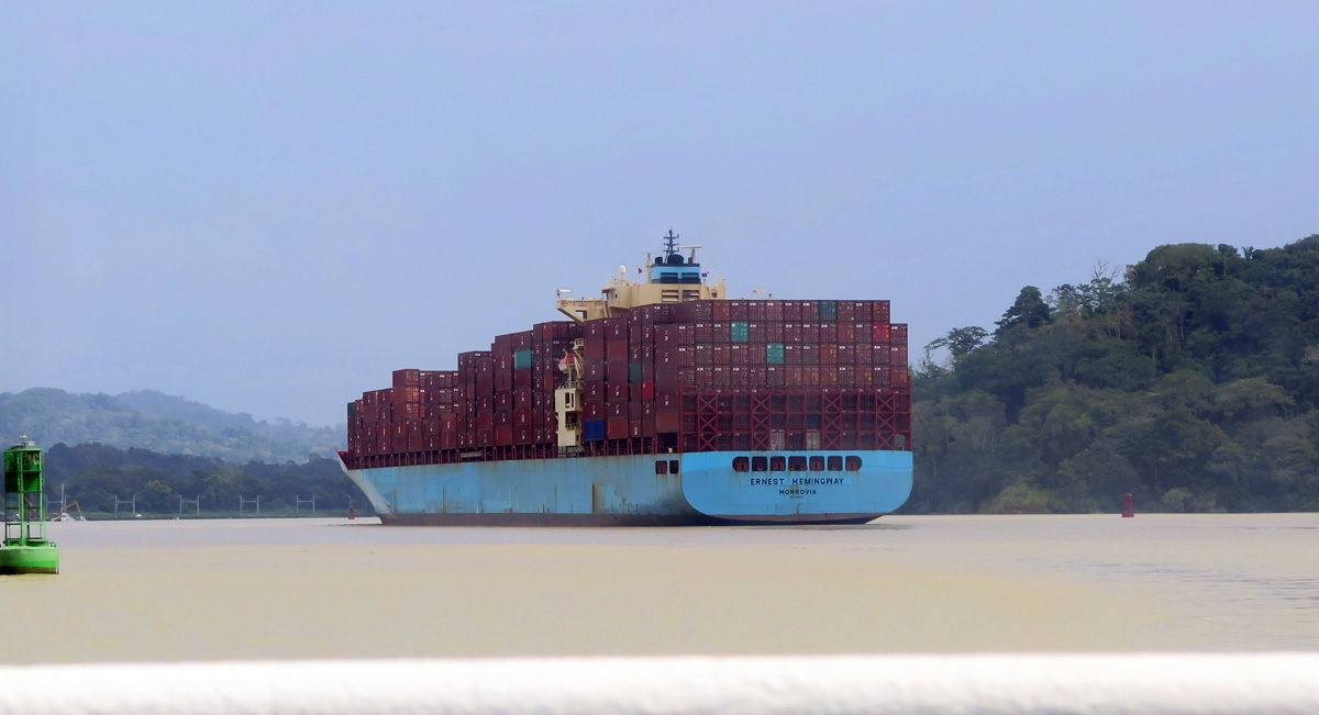Panama Canal Transit, Container ship "Ernest Hemingway"