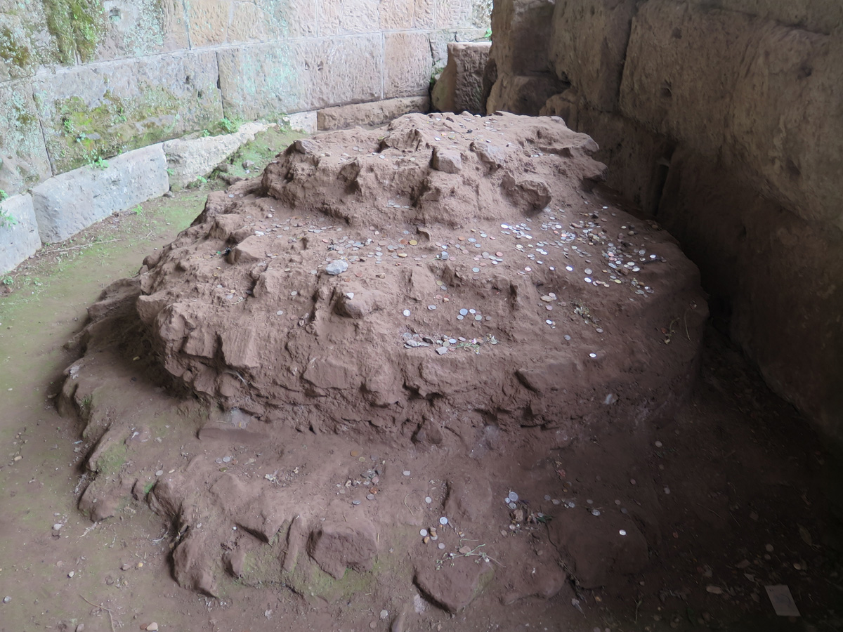 Roman Fora, Altar of Caesar