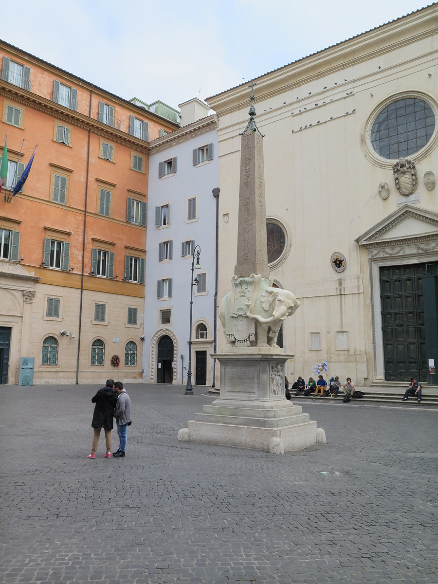 Rome, Elephant obelisk 17th c elephant supporting ancient Egyptian obelisk