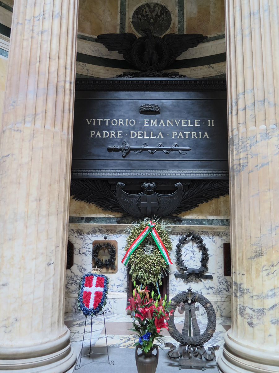 The Pantheon, Vittorio Emanuele tomb