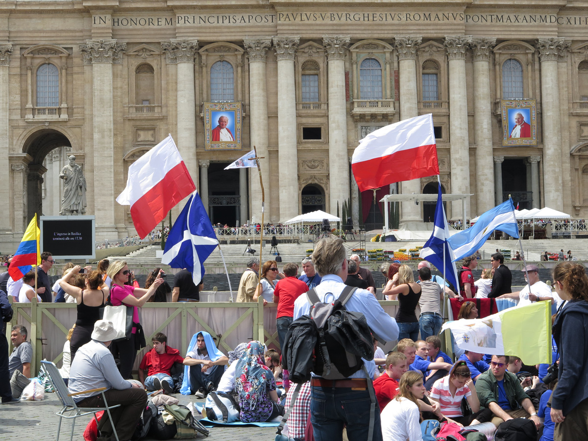 Rome, Poles from Scotland In town for Joh Paul II canonization